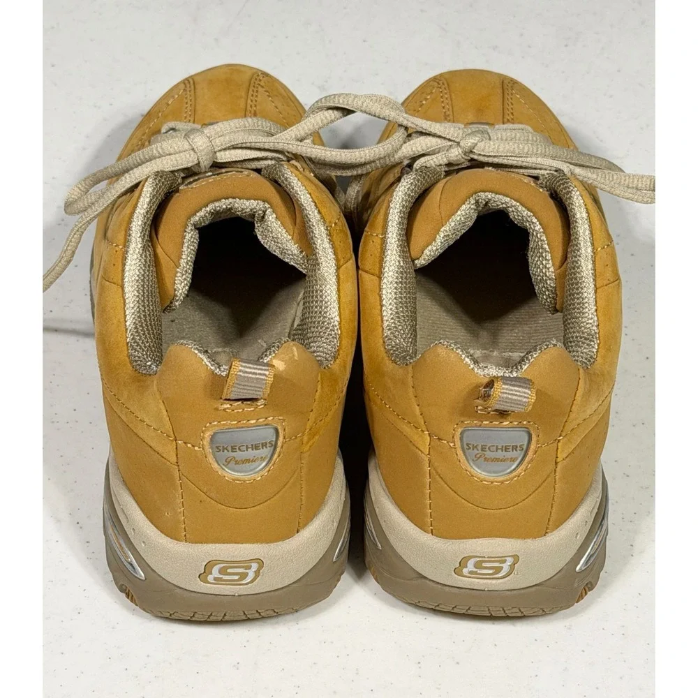 Skechers Premium Golden Suede Leather Sneakers Women's 7 Hiking Shoes